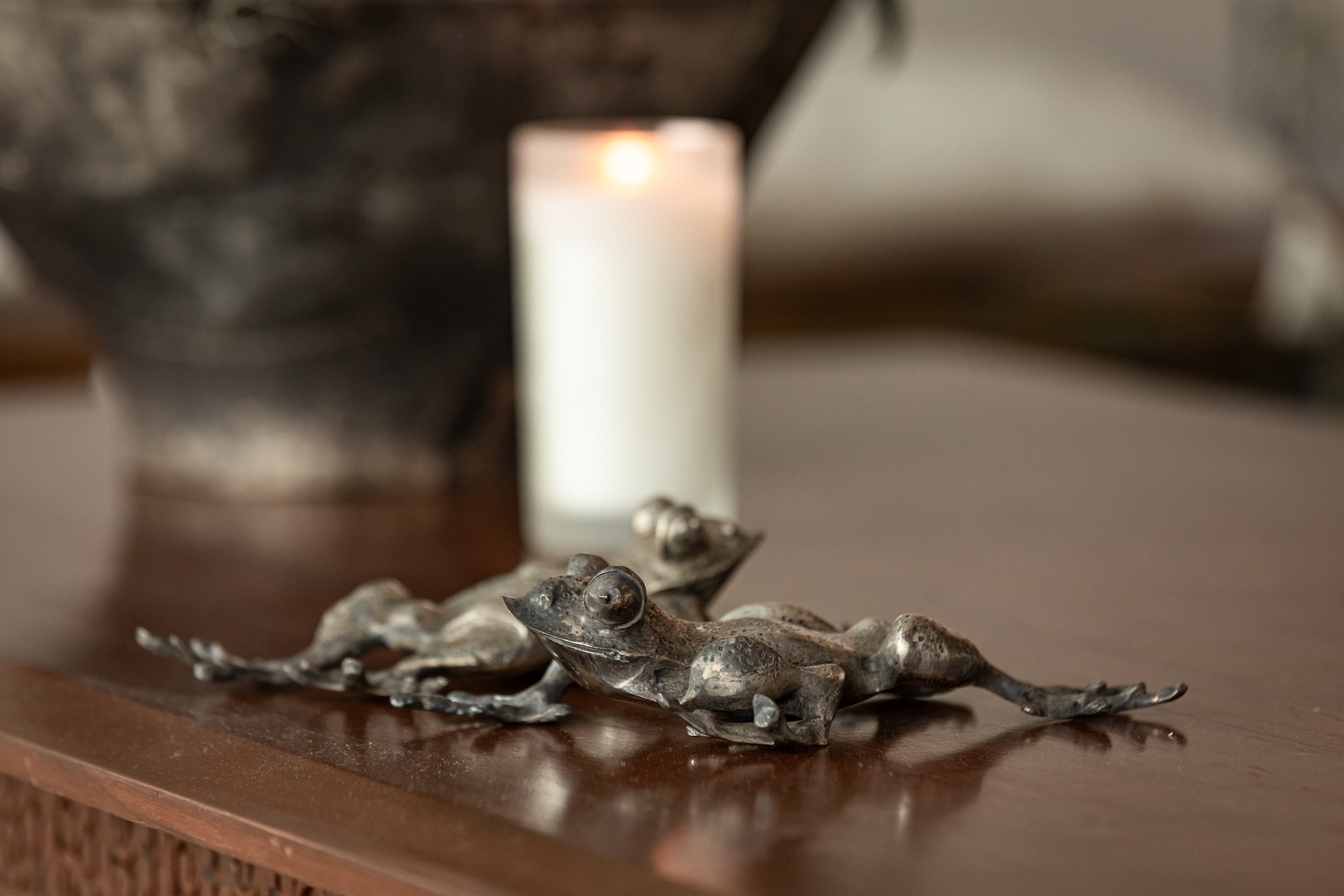 Table Top Frog Decor